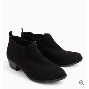 Black faux suede Chelsea bootie size 7